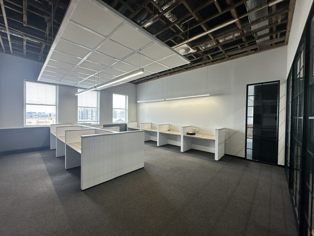 To Let Commercial Property for Rent in Woodstock Western Cape